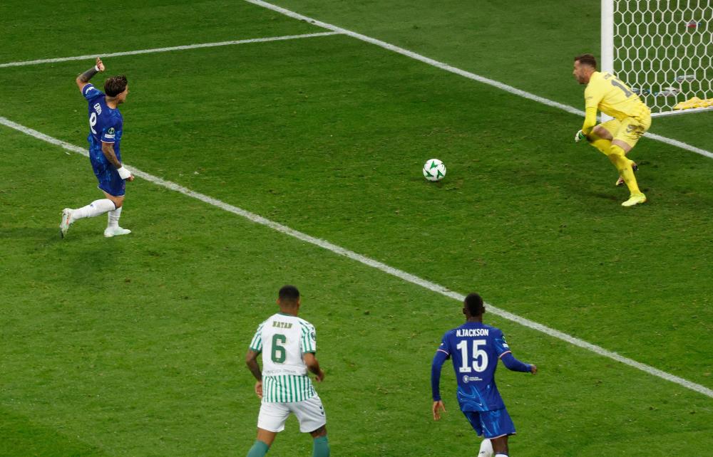 辽宁男篮王哲林连续得分超35